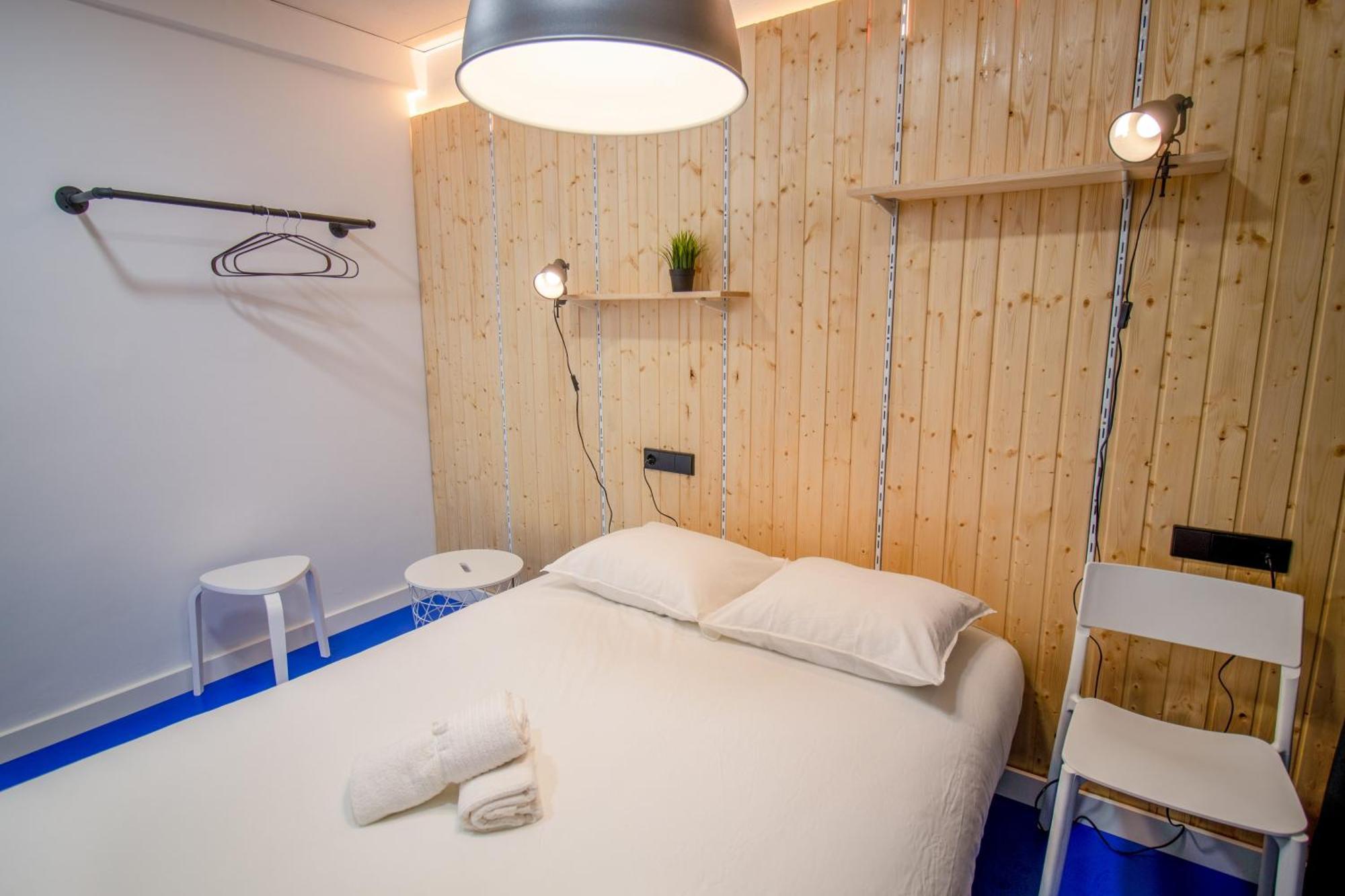 Koala Hostel Mercado 阿利坎特 外观 照片
