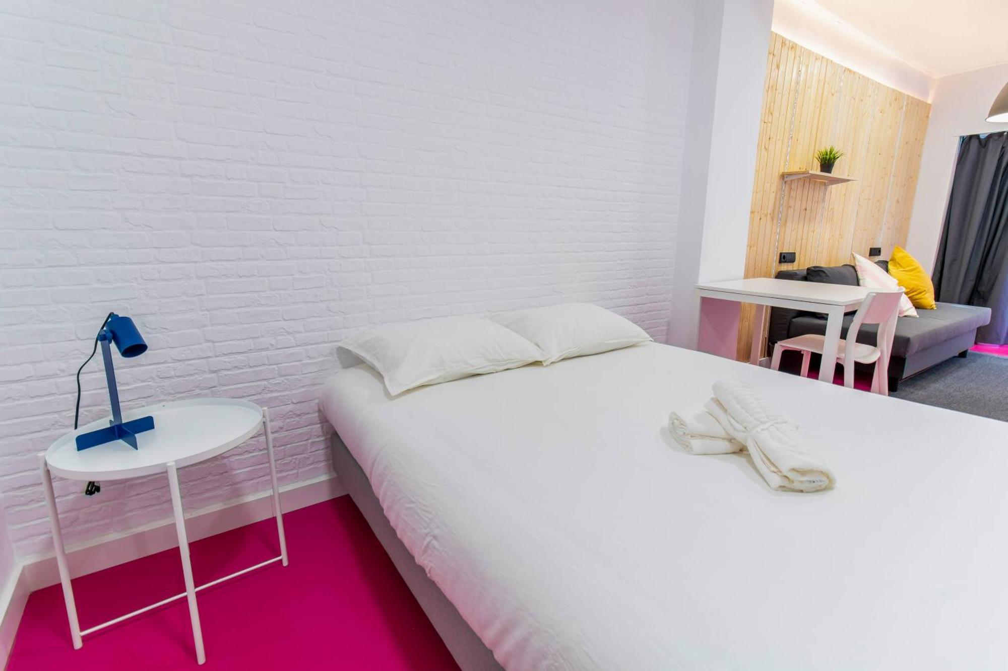 Koala Hostel Mercado 阿利坎特 外观 照片