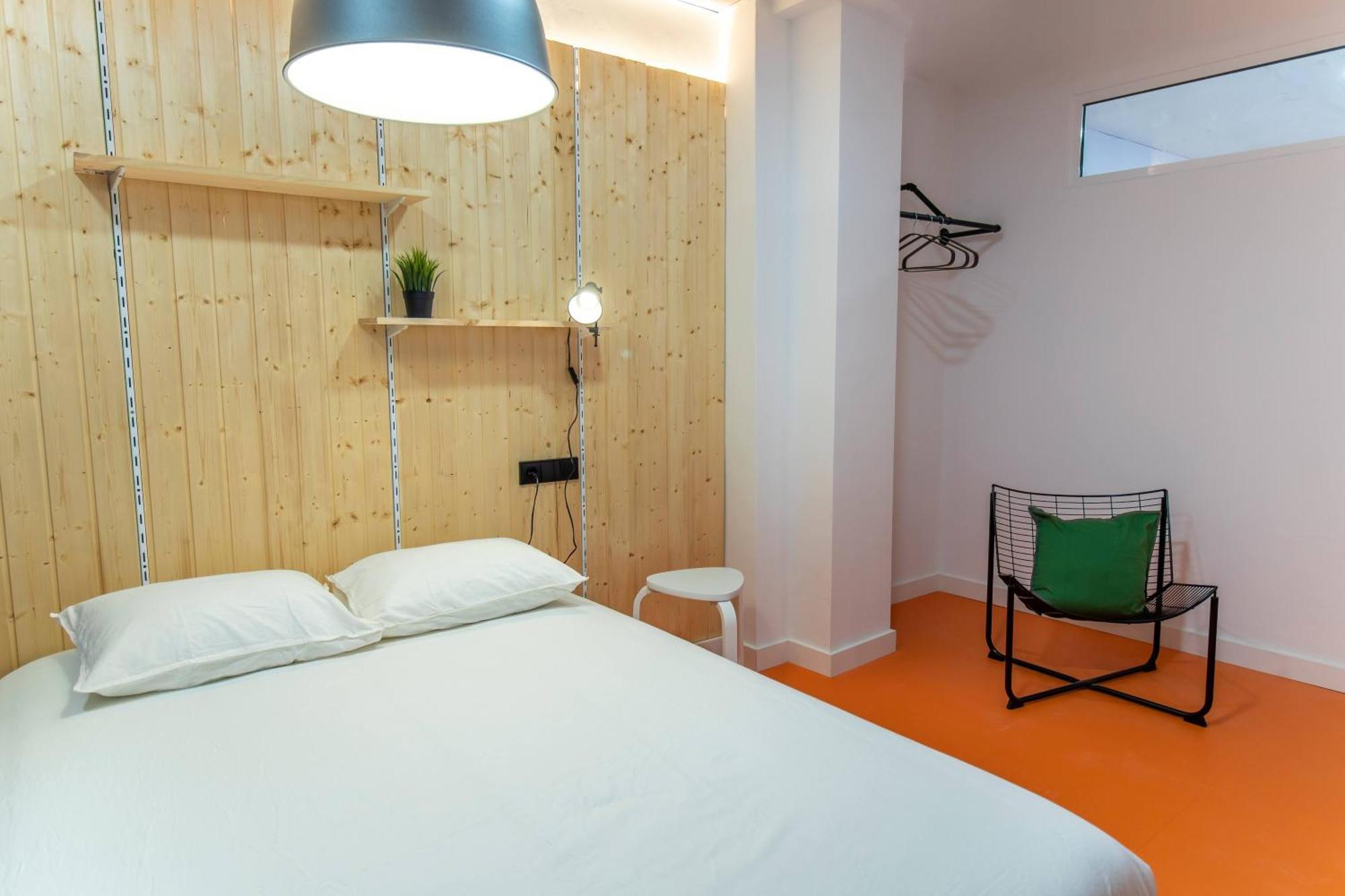 Koala Hostel Mercado 阿利坎特 外观 照片