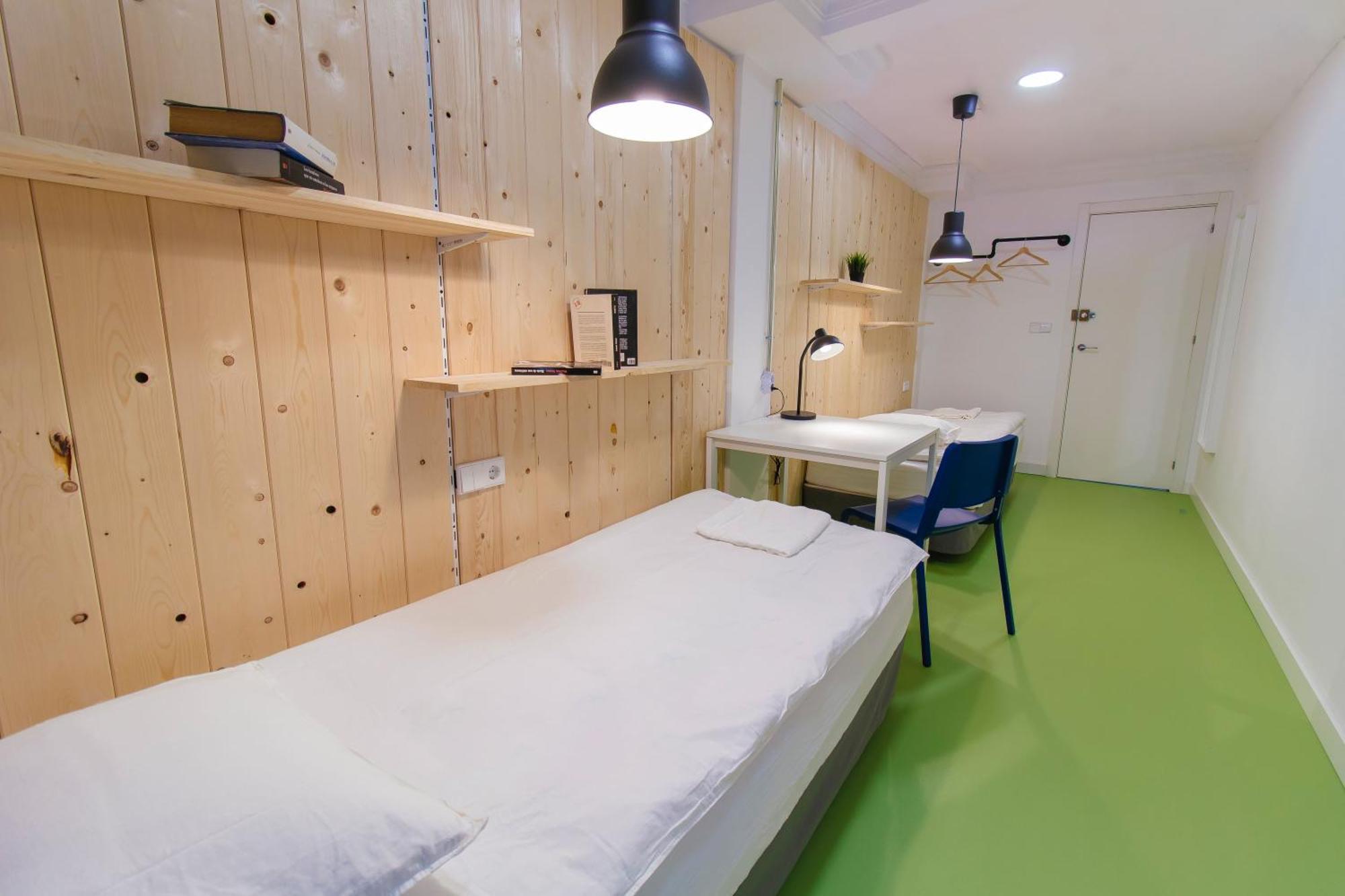 Koala Hostel Mercado 阿利坎特 外观 照片