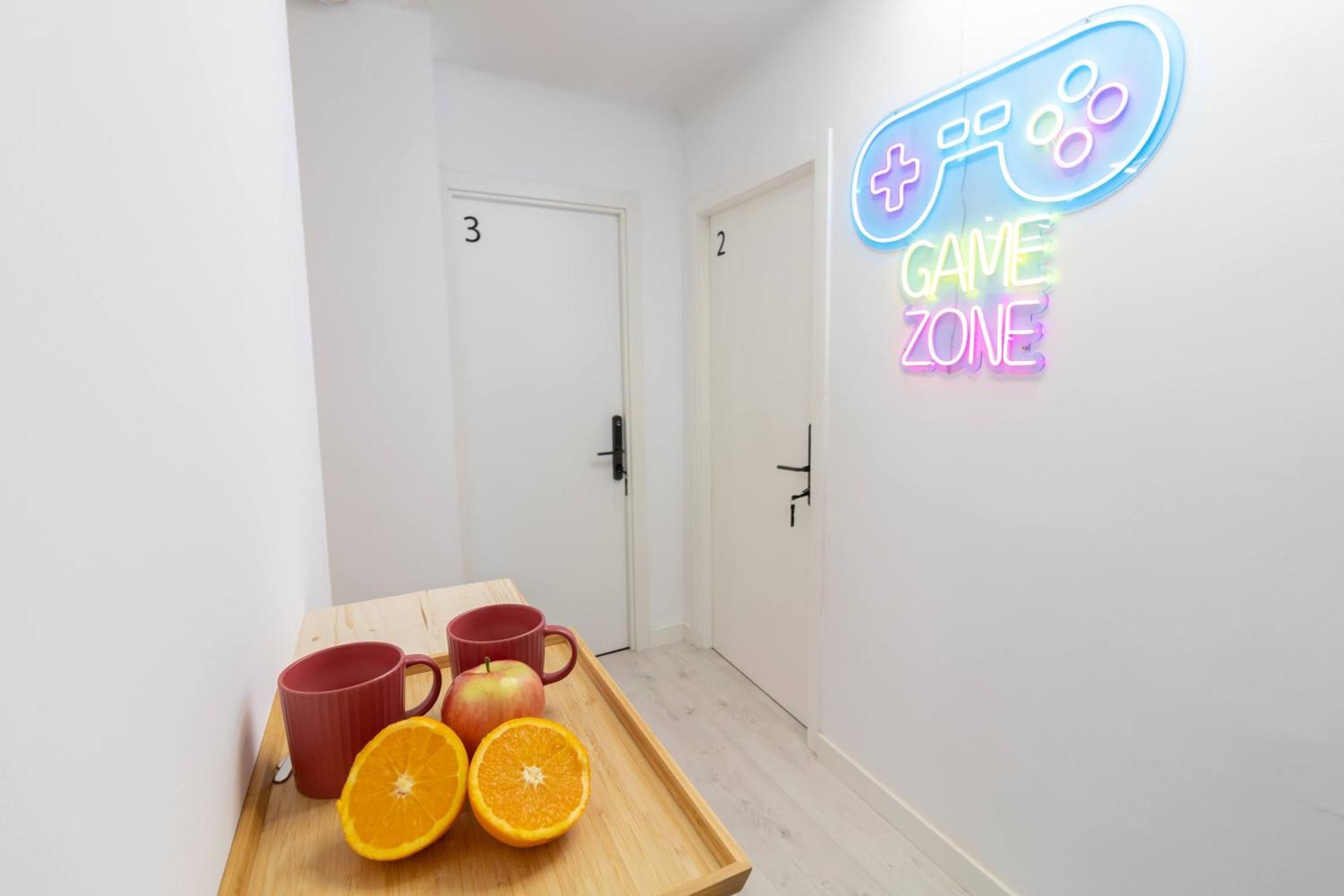 Koala Hostel Mercado 阿利坎特 外观 照片